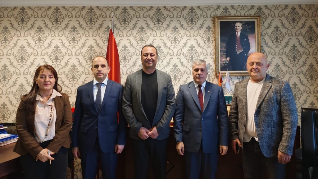 SÜSBİR President Savaş Akcan and SÜSBİR Board Member Ahmet Korhan Çiçek with officials from the Ministry of Agriculture.