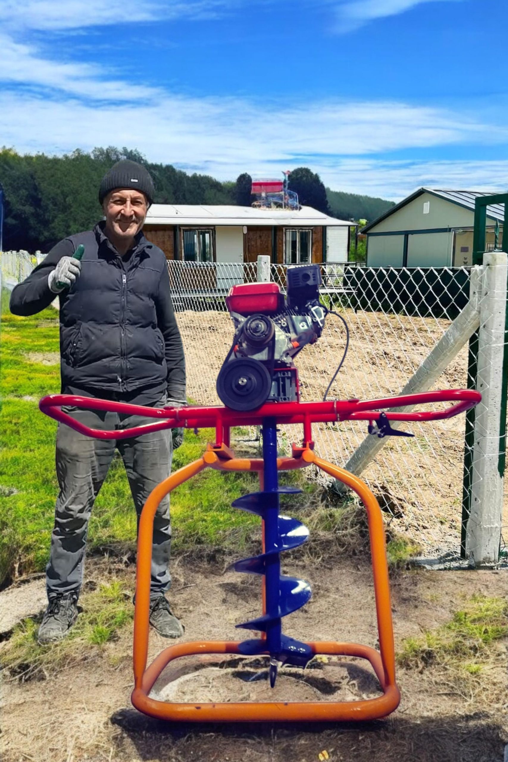Technical draftsman and machine designer Asım Arıcı, pictured on a pedestal, with a motorized hand screw.